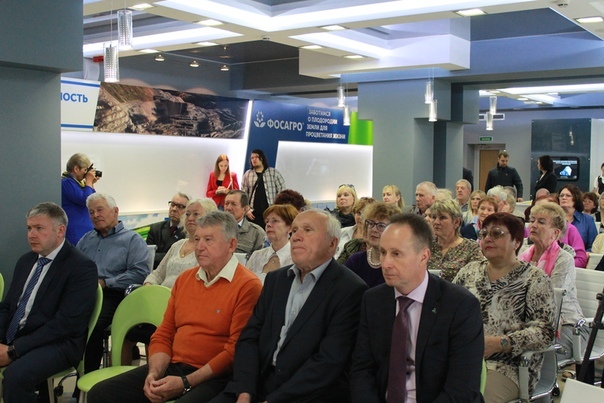 Открытие выставки, посвященной 50-летию большой химии в Череповце